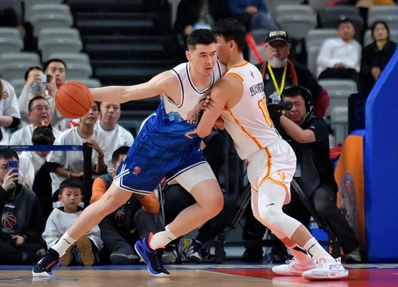 焦点大战：高尔夫上演巅峰碰撞