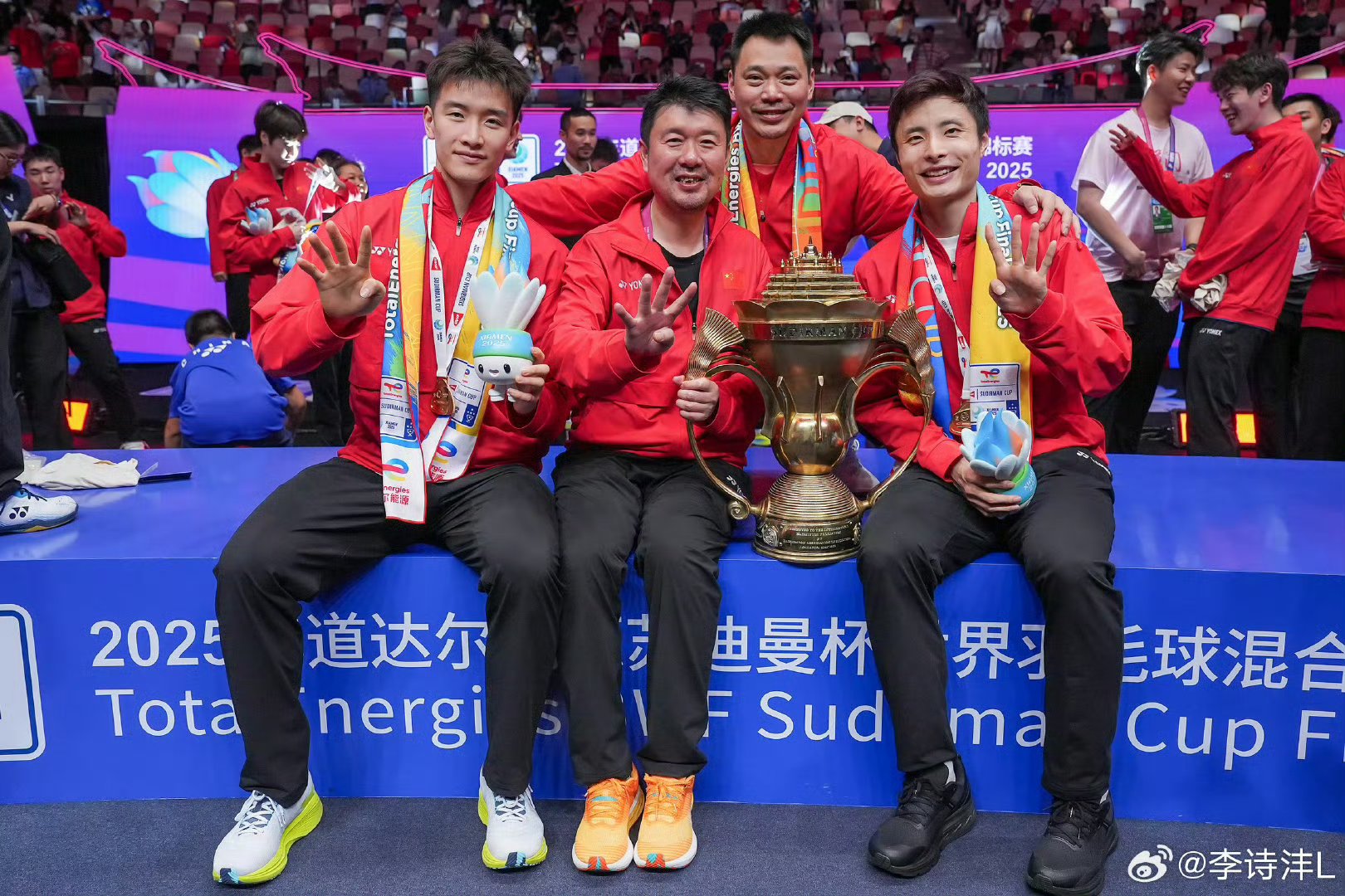 爱游戏在线-韩国队力克德国队，石宇奇统治全场