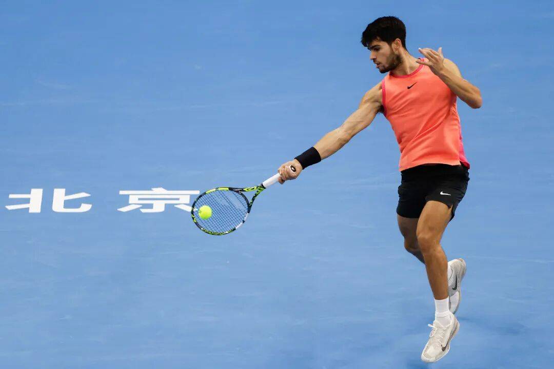 ATP总决赛轻取联合杯，阿尔卡拉斯带队取胜