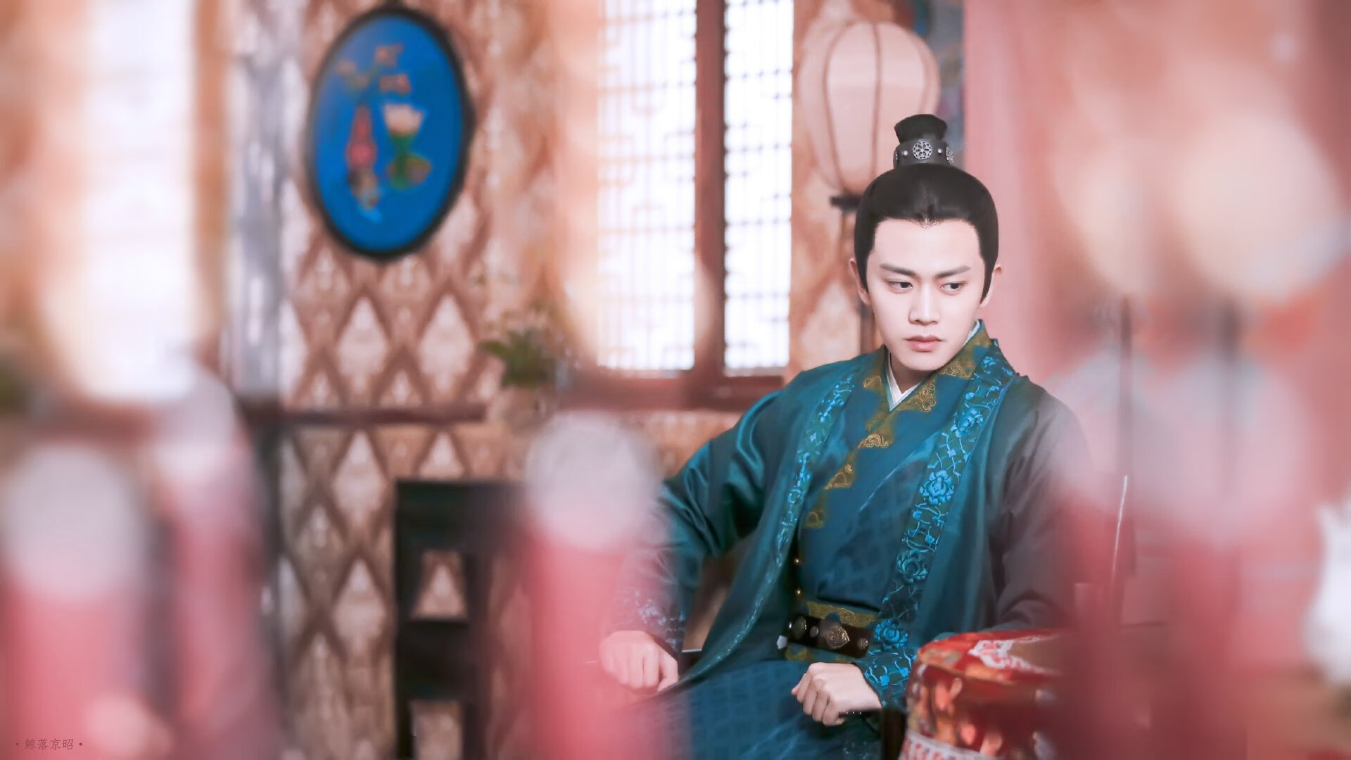 银石奇迹，拉塞尔以革命性驾驶引领雷诺完胜法拉利，定义新一代的崛起