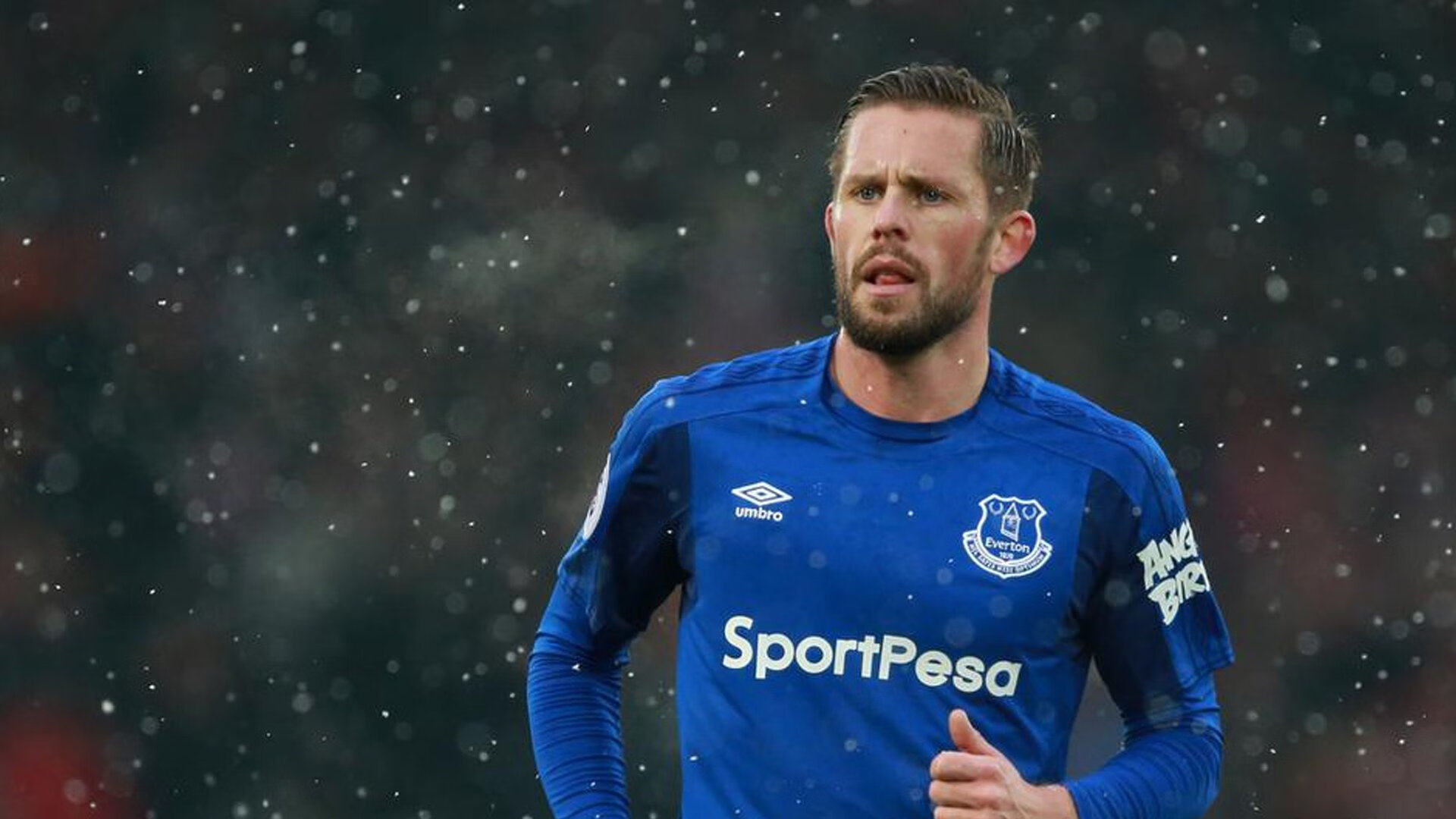 旗帜升起在长夜,恩比德于奥运周期关键战扛起全队逆流而上