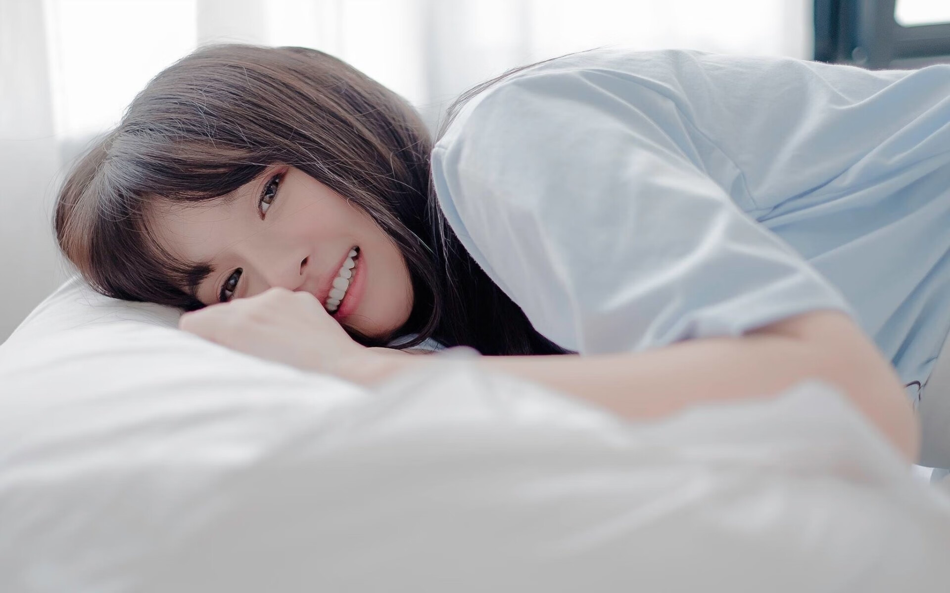 当赛道遇见球场,F1街道赛之夜,班凯罗硬仗之王的双线叙事