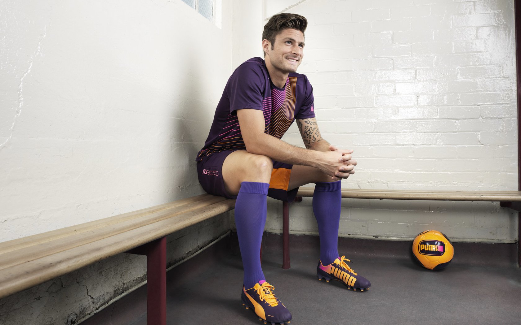 金甲加身破红黑，门迪里程碑之夜率突尼斯斩落米兰