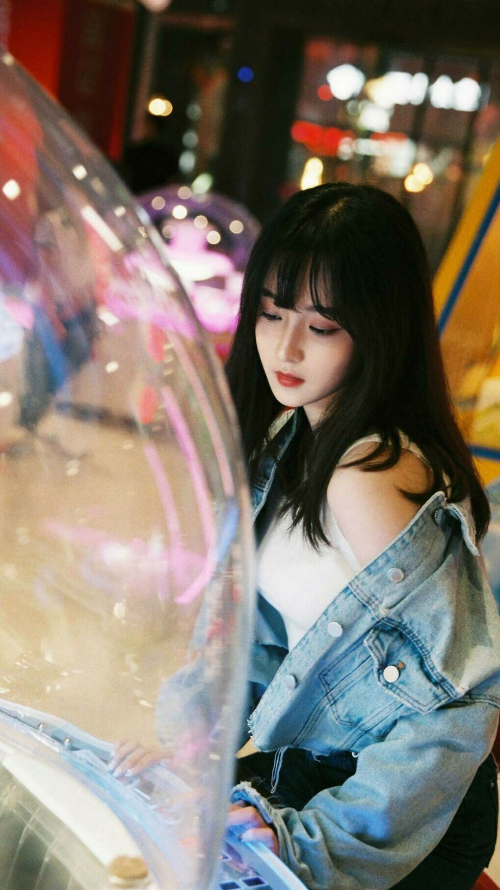 老舵手指向何处,战船便驶向何处