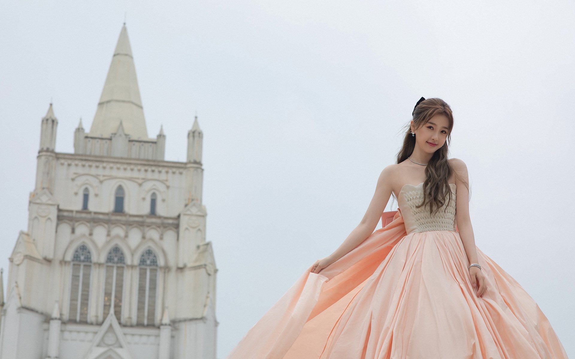 奇迹的双生火焰，从英超争冠的窒息博弈，到安哥拉荒漠中的生死闪电