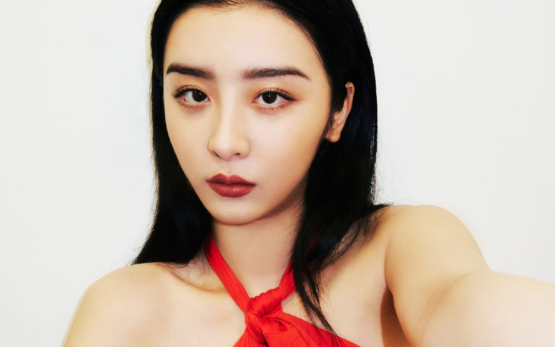 北境交响诗，西亚卡姆教科书级演出谱写黄蜂挽歌